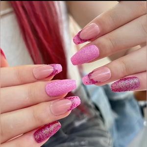 BEAUTIFUL PINK PRESS-ON NAIL 24 PK NEW